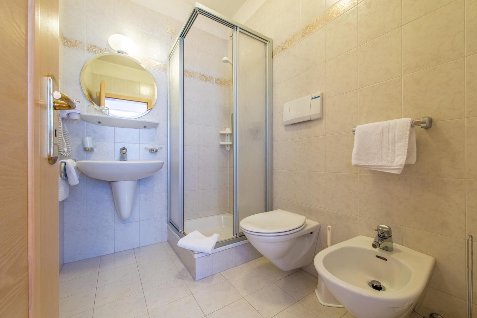 Hotel Sigmunderhof К'єнес Екстер'єр фото