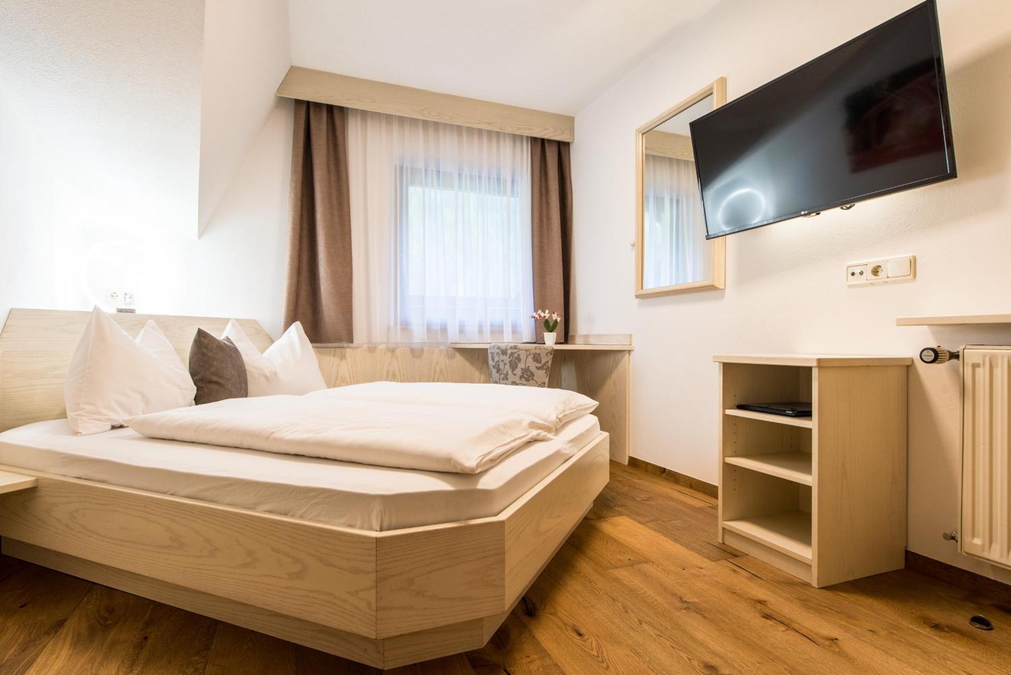 Hotel Sigmunderhof К'єнес Екстер'єр фото